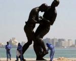 مجسمه زیدان در قطر بحث برانگیز شد