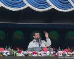 احمدی نژاد: خودشان، خودشان را لو می‌دهند