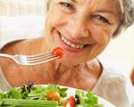 توصیه‌هایی برای طول عمر و زندگی سالم‌تر سالمندان