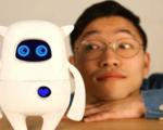 روباتی تیز هوش مخصوص دوستی با افسرده ها + تصاویر