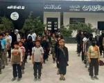 گزارش تکاندهنده ؛ داعش به کودکان «سربریدن» را آموزش می دهد!