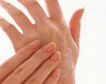 پیشگیری از حساسیت پوست دست ها به مواد شوینده‌