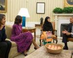 ملاله نوبل صلح نگرفت اما به دیدار خانواده اوباما رفت (+عکس)