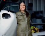اولین خلبان زن بدون دست دنیا + تصاویر