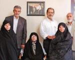 مادر دکتر حسن روحانی در کنار دختران و دامادهایش+عکس