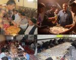 گرداندن سینی‌های بزرگ افطاری سنت حسنه ماه رمضان در دهلران +تصاویر