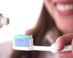 چگونه حساسیت دندان را از بین ببریم؟