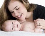آیا می دانید : بزاق مادر می تواند موجب پوسیدگی دندان نوزاد شود