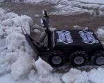 روباتی که برف پارو می‌کند+ تصاویر