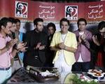 فرزاد حسنی و عماد طالب‌زاده در مراسم جشن تولد حمید عسکری/تصویر