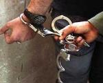 سرکرده باند زورگیران خشن مشهد دستگیر شد/ اعتراف پسر جوان به بیش از 60 فقره زورگیری شبانه