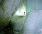 بزرگترین غار یخی جهان + تصاویر