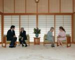 دیدار نخست وزیر کانادا با امپراتور ژاپن (عکس)