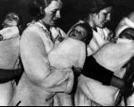 زنانی که برای هیتلر، حامله می‌شدند