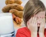 از کجا بفهمیم کودک‌مان حساسیت غذایی دارد؟