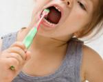 راه‌های مقابله با ترس كودكان از دندانپزشكی