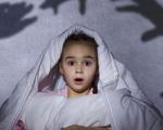 راهکارهایی برای کاهش ترس کودک از تاریکی
