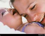ماساژ بدن نوزاد سبب افزایش ارتباط عاطفی می‌شود