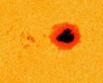 انفجار یک جرقه از قلب خورشید در تصویر جدید ناسا