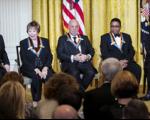 اوباما به پنج چهره موسیقایی مدال "کندی" داد/ تجلیل جان کری از سانتانا