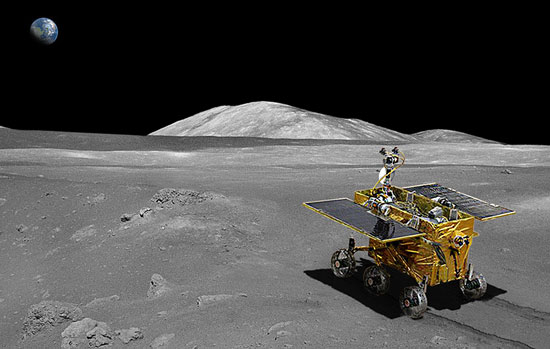 ماه‌نورد چین سنگ‌های جدید روی ماه پیدا کرد
