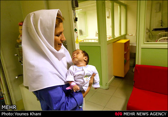 حضور دبیر مجمع تشخیص مصلحت نظام در شیر خوارگاه آمنه