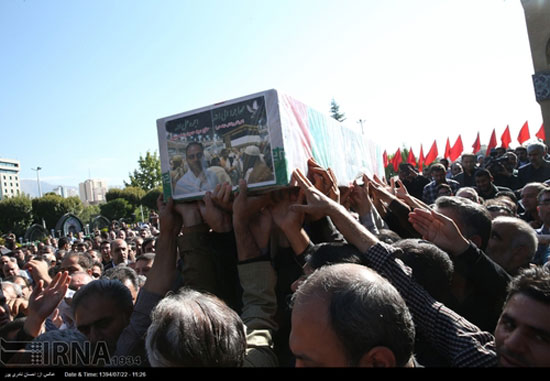 تشییع پیکر خبرنگار ایرانی فاجعه منا + عکس