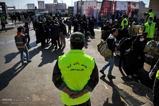 عکس: زائران اربعین حسینی در مرز چزابه