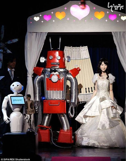 عروسی دو روبات در ژاپن