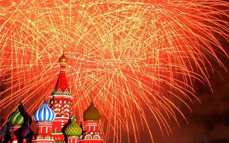 فستیوال بین المللی در مسکو و مراسم آتش بازی در میدان سرخگتی ایمیجز