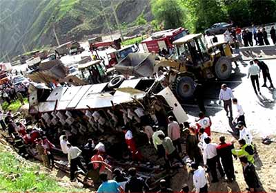 اخبار,اخبار حوادث,اخبار واژگونی اتوبوس مسافربری در شمال