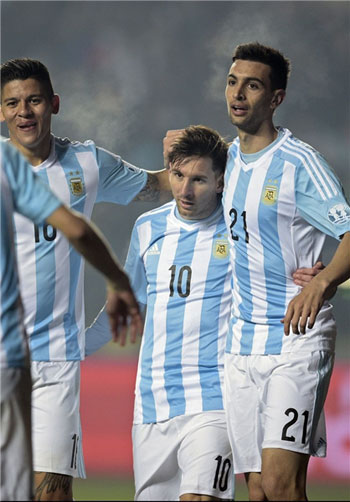 مسی برترین بازیکن آرژانتین - پاراگوئه