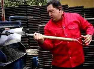 هوگو چاوز فولگس واگن قراضه اش را می راند