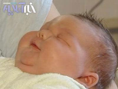نوزاد غول پیکر ۶.۷ کیلویی در استرالیا +عکس