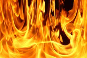 آتش زدن دو دختر در مراسمی شیطانی