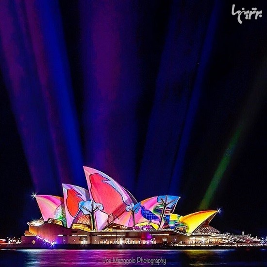 سیدنی در میان نورهای رنگارنگ پنهان می شود!