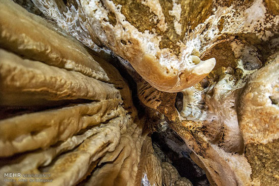 غار چال‌نخجیر