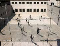 زندان,تاریخچه زندان در ایران,اولین زندان در ایران