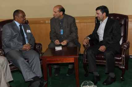 احمدی‌نژاد با رئیس جزایر كومور هم دیدار کرد