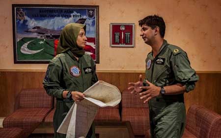 اخبار,اخبار بین الملل , اولین زن خلبان جنگنده در پاکستان