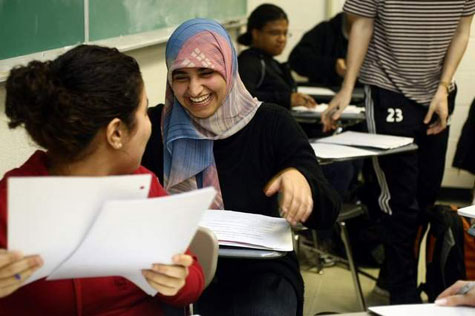 دانشجویان مسلمان در دانشگاه های جهان در چه حال اند؟ (فوری)