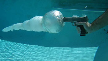 گلوله,سرعت گلوله در آب,میزان نفوذ گلوله در آب