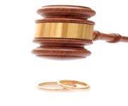   دادگاه ملزم به صدور حکم طلاق در صورت درخواست زوجه شد