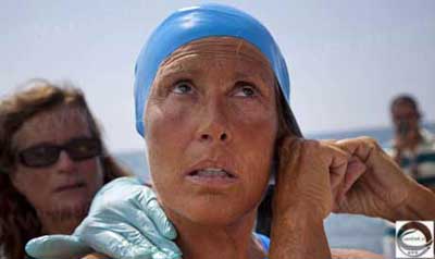 نخستین شناگر زن  ,  شناگر زن بدون قفس محافظ , اخبار ورزشی 