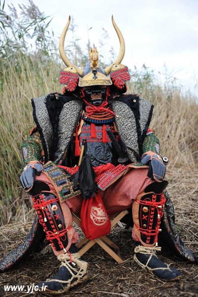سامورایی,ساخت تجهیزات سامورایی با آهن قراضه