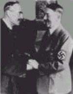 برخورد دوستانه چمبرلن و هیتلر پیش از مذاكرات مونیخ