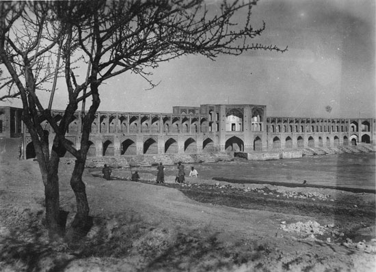 (تصاویر) زاینده رود پرآب در عهد قاجار