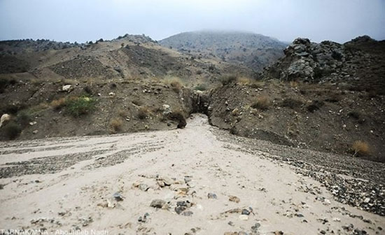 عکس: سیل و آبگرفتی جاده در پارک ملی گلستان