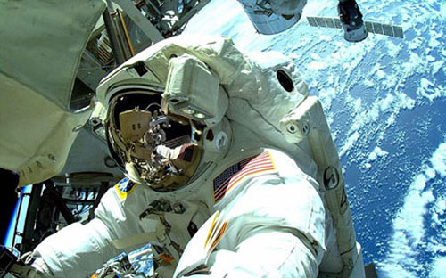 سلفی کوهنوردان آمریکایی در ایستگاه فضایی +عکس