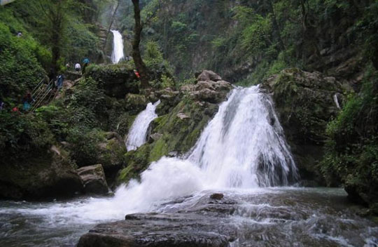 آبشار شیرآباد خان